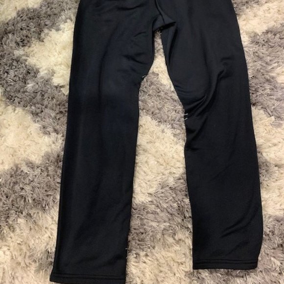 Boys UA Fleece Pants - Picture 2 of 3